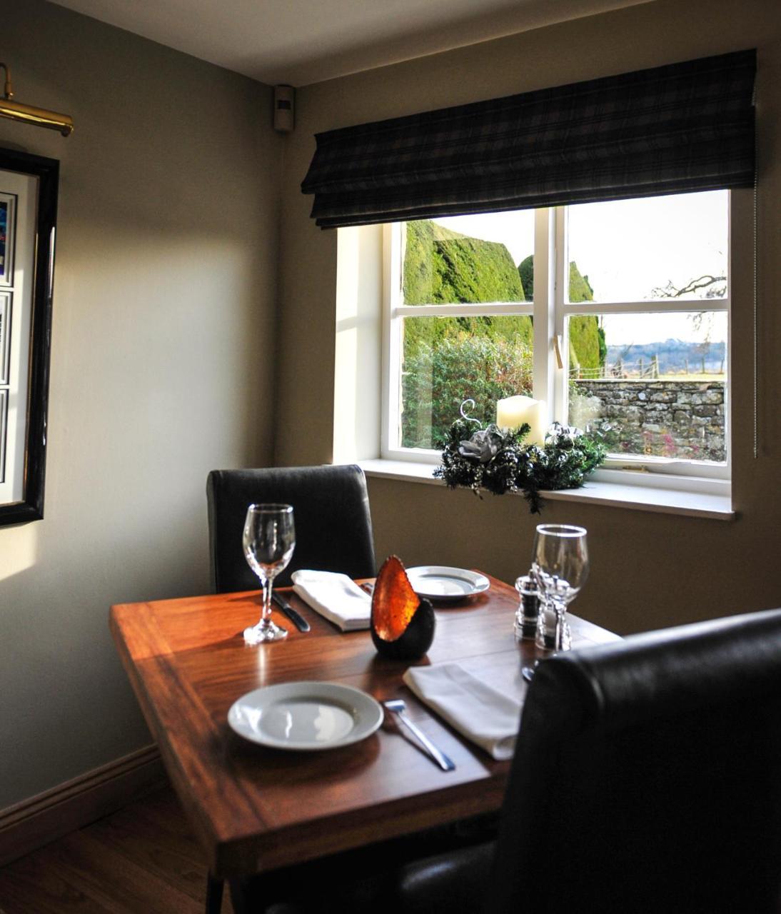 The Wyvill Arms Hotell Leyburn Exteriör bild
